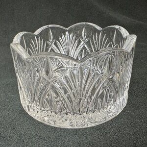 VINTAGE 50s Lead Crystal Cut Glass Bowl Small Home Decor Jewelery Sugar Mid Cent